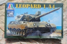 images/productimages/small/LEOPARD 1 A4 Italeri 7002 voor.jpg